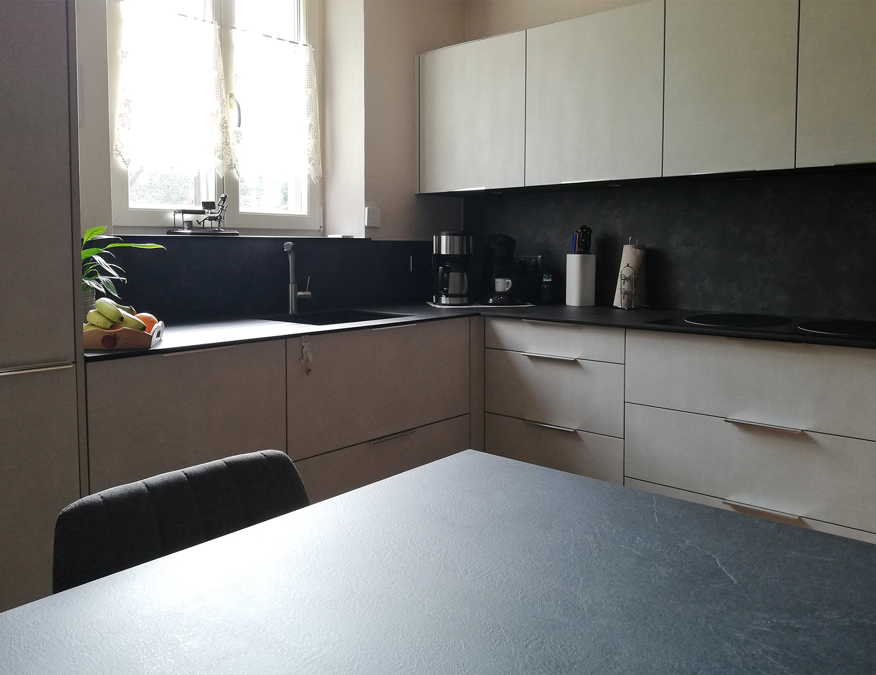 La cuisine de la famille B.<